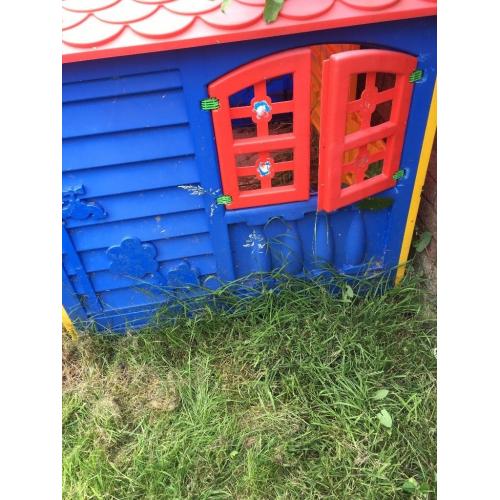 Children's outdoor playhouse