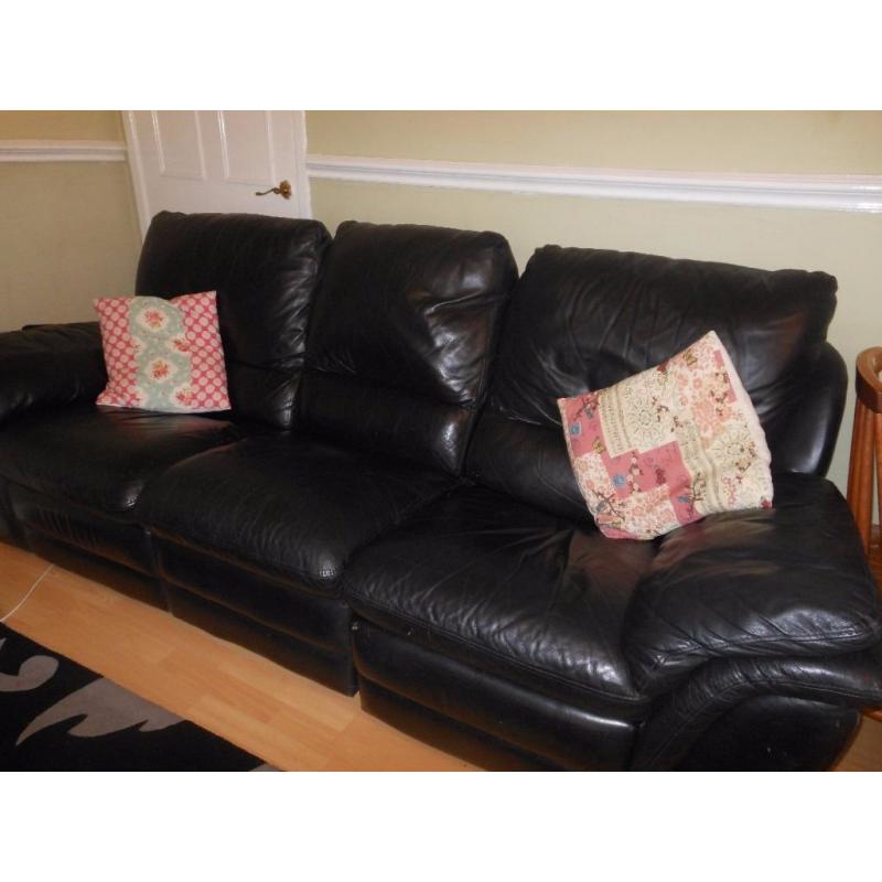 Black 3 Seater Reclining Sofa