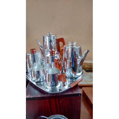 Vintage Aluminium Sona Ware Retro