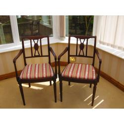 EXCELLENT CONDITION –ELEGANT EXTENDING DINING TABLE & 6 ORNATE CHAIRS (CAN DELIVER)