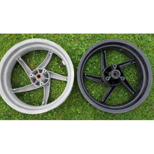 Aprilia SR scooter wheels