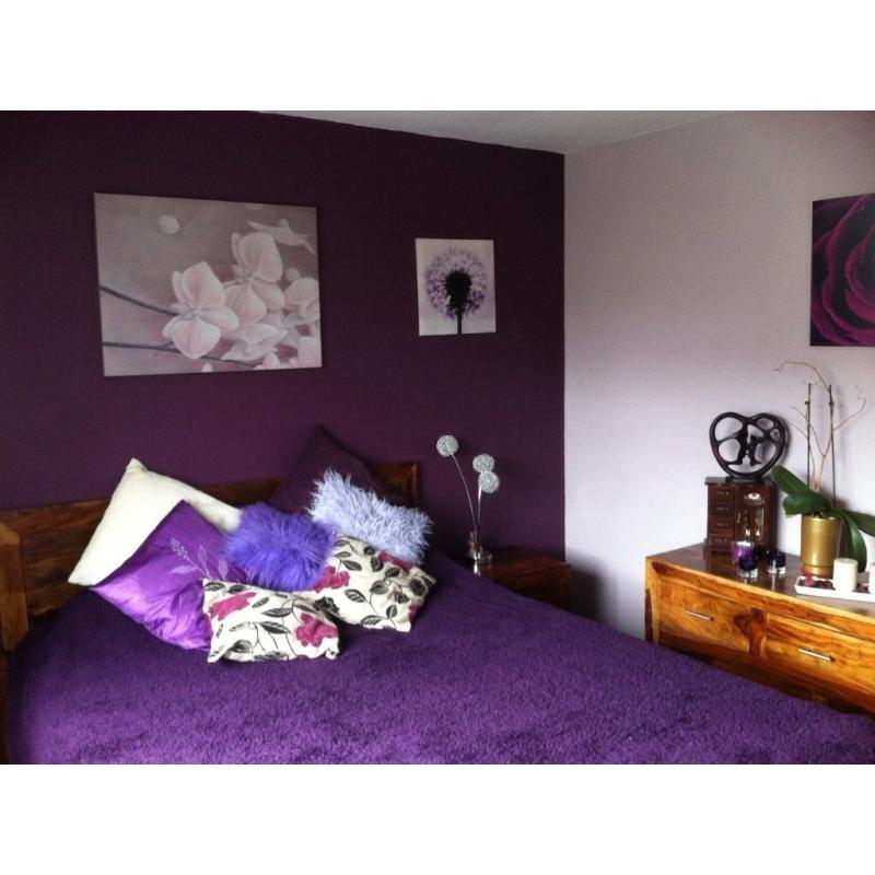 Sunny double room in two bedroom house