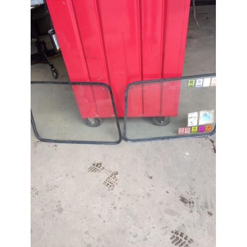 RARE GENUINE T1/ T2 CAMPER VAN SPLIT SCREENS