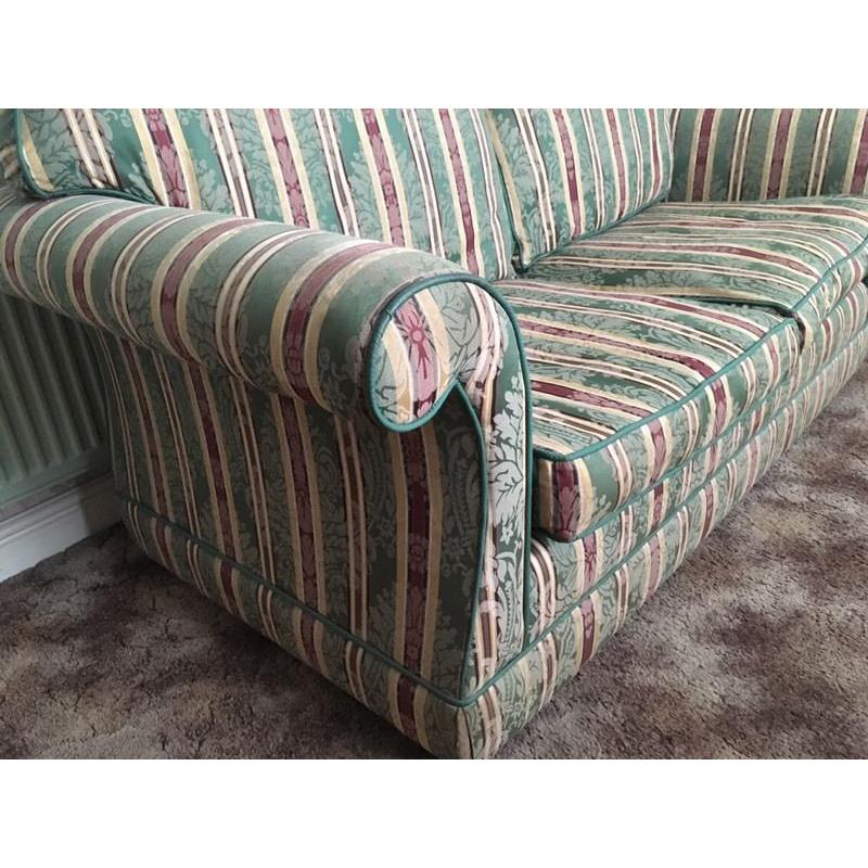 2/3 seater sofa great condition!