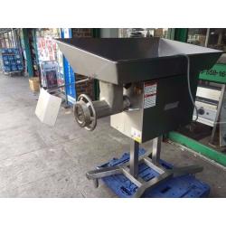 COMMERCIAL CATERING AMERICAN NELLA STYLE 32 SIZE MEAT MINCER CUISINE DINING BUTCHERS RESTAURANT BAR