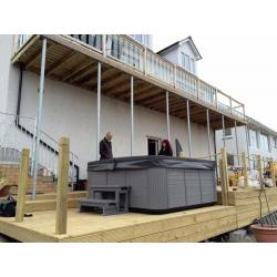 Brand New Balboa 5 Seat Hot Tub - Free Delivery & Installation