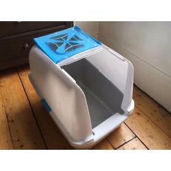 Cat Litter Tray and Accessories