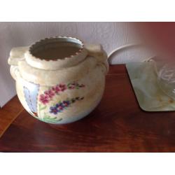 Decorous pottery . 30s? Pretty bowl