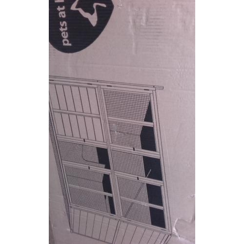 bluebell hideaway spacious wooden rabbit/guinea pig hutch