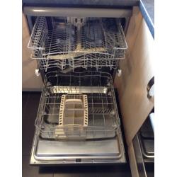 Hotpoint Aquarius dishwasher for sale.