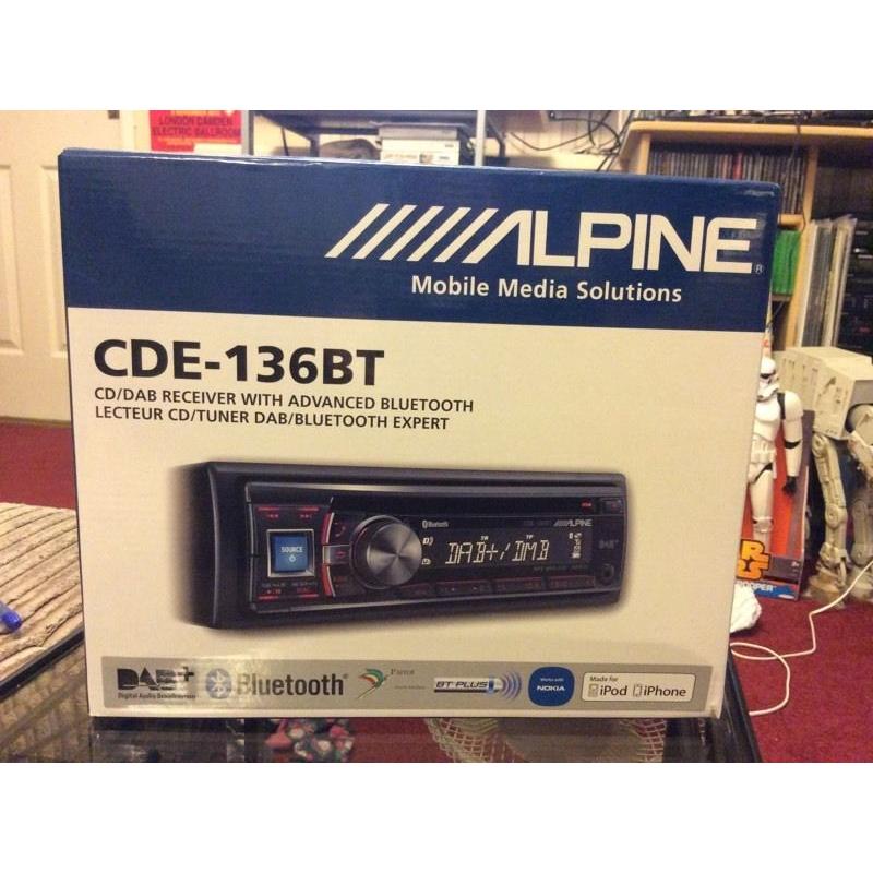 Alpine CDE-136BT