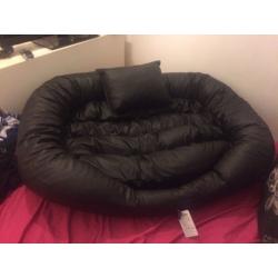 **REDUCED** L / XL FAUX LEATHER BLACK DOG BED