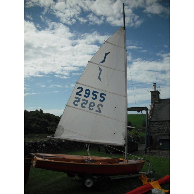 Solo 3580 sailing dinghy