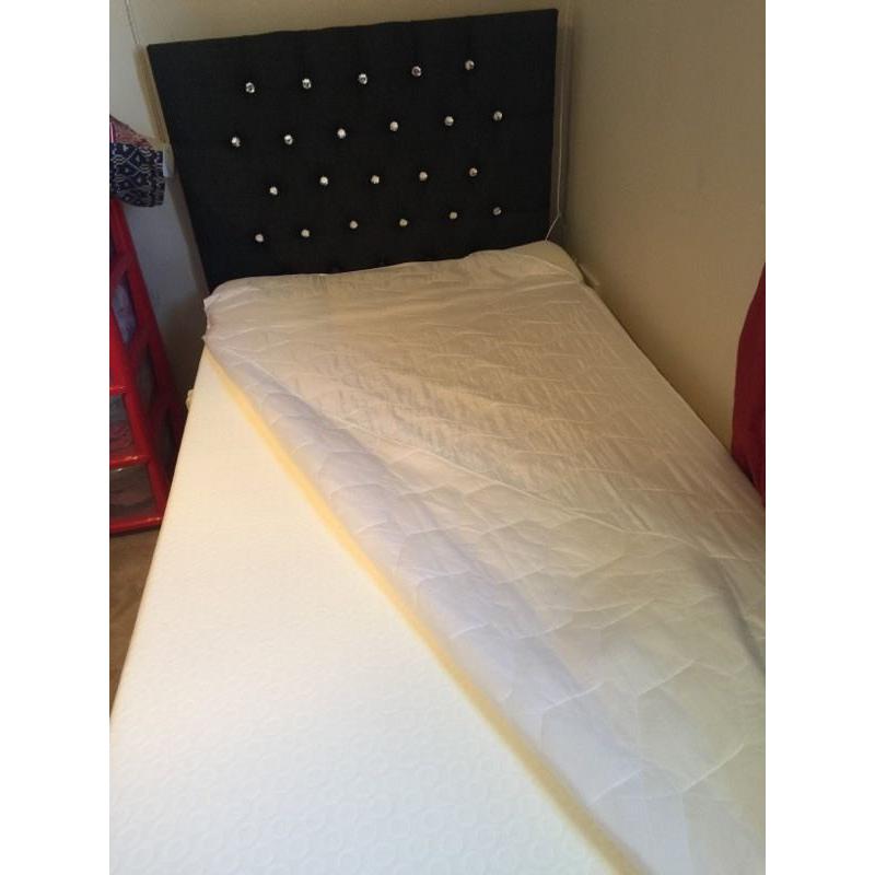 Single bed with soft memory foam mattress