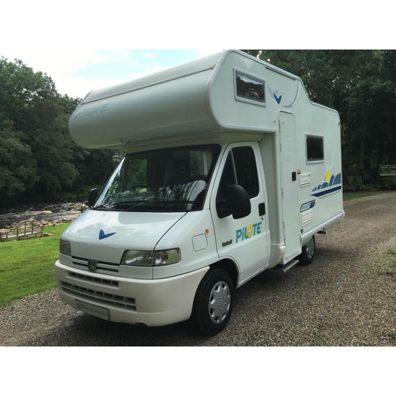 STUNNING PILOTE ATLANTIS 34 4 BERTH MOTORHOME HYMER