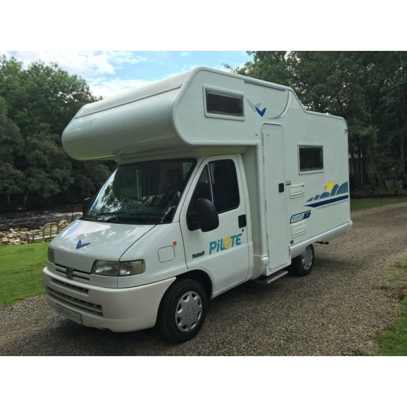 STUNNING PILOTE ATLANTIS 34 4 BERTH MOTORHOME HYMER