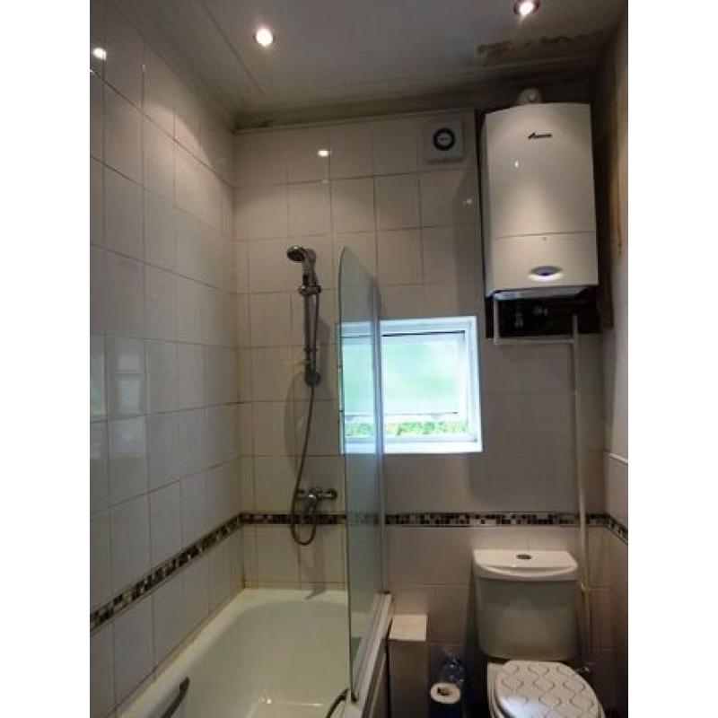 Double Room, Friendly prof. House in Redland: Inclusive (except Utilities)