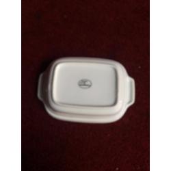 FOOD SERVING DISH 8 PIECES WITH LIDS AND 4 PIECES WITH NO LIDS,TOTAL12 PIECE