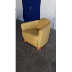 CALIA ITALIA LEATHER HOTEL LOUNGE CLUB CHAIR / DESIGNER ARMCHAIR HANDMADE IN ITALY CAN DELIVER