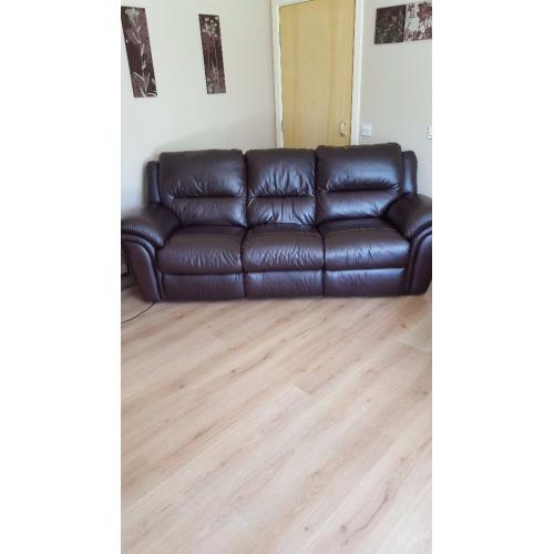 2 and 3 seater reclining leather couches