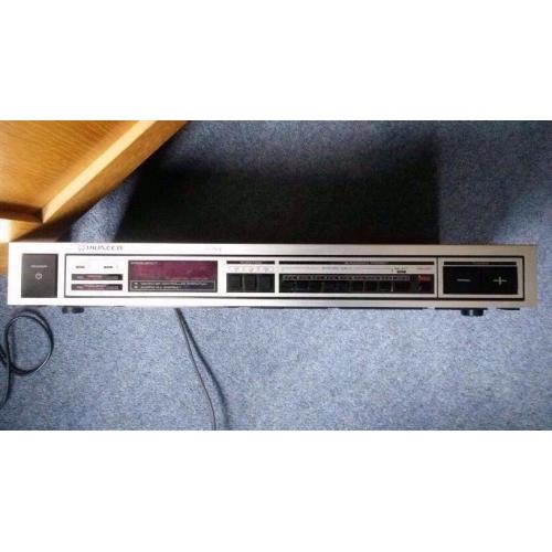 Pioneer TX-1060L FM/AM Digital Synthesizer Tuner
