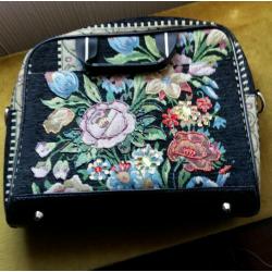 Lap top bag