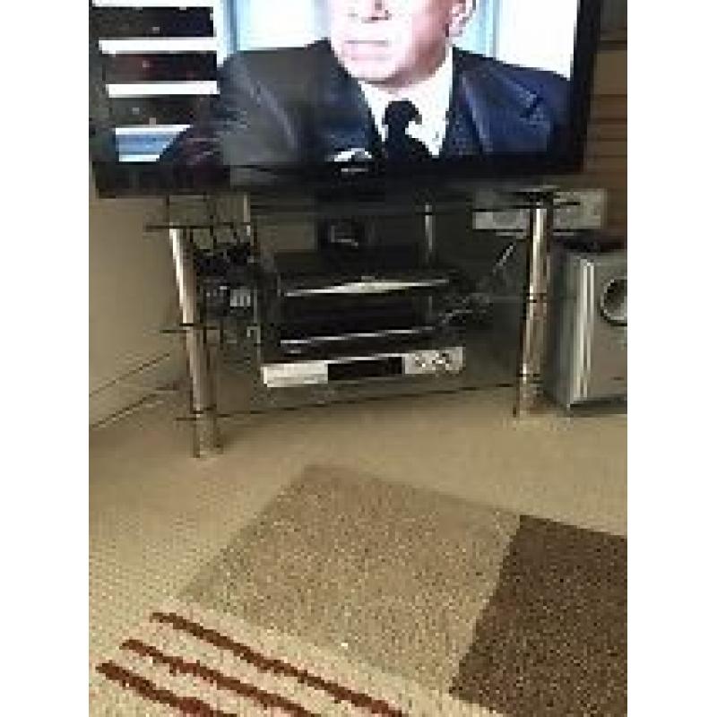 3 TIER TV STAND - CHROME WITH BLACK GLASS SHELVES