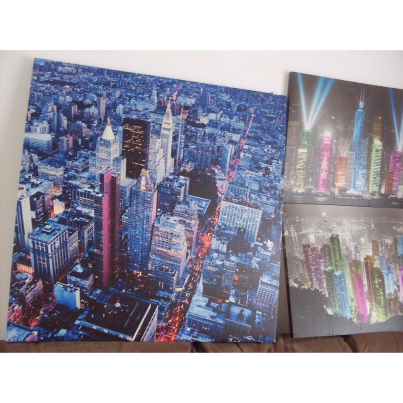 1 large and 2 smaller pictures