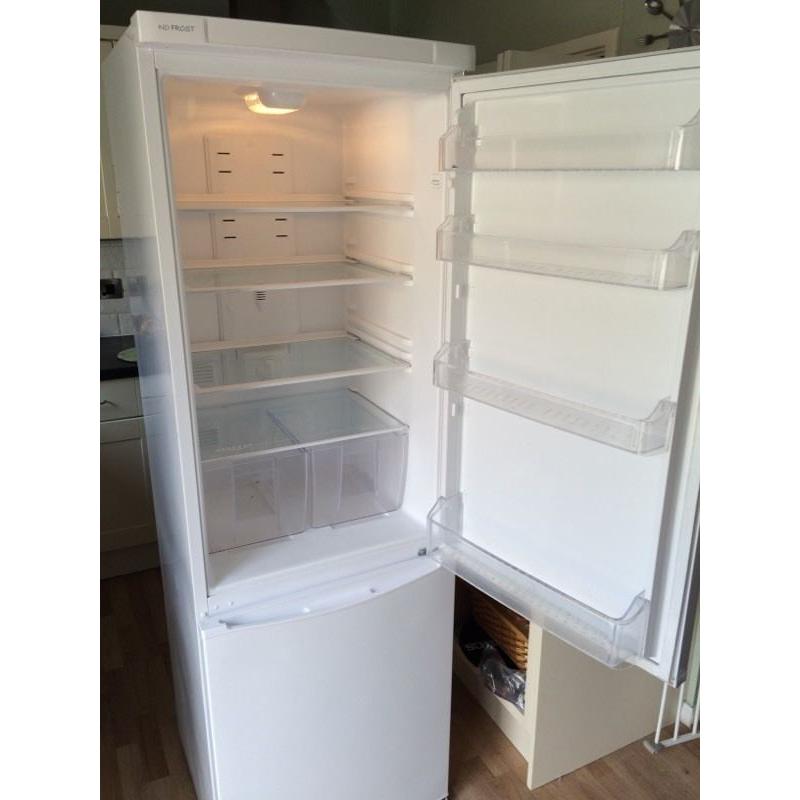 Logic no frost fridge freezer good working condition