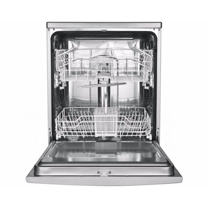 Full-Size Dishwasher - Silver colour - Excellent condition - (only used for about 6 months)