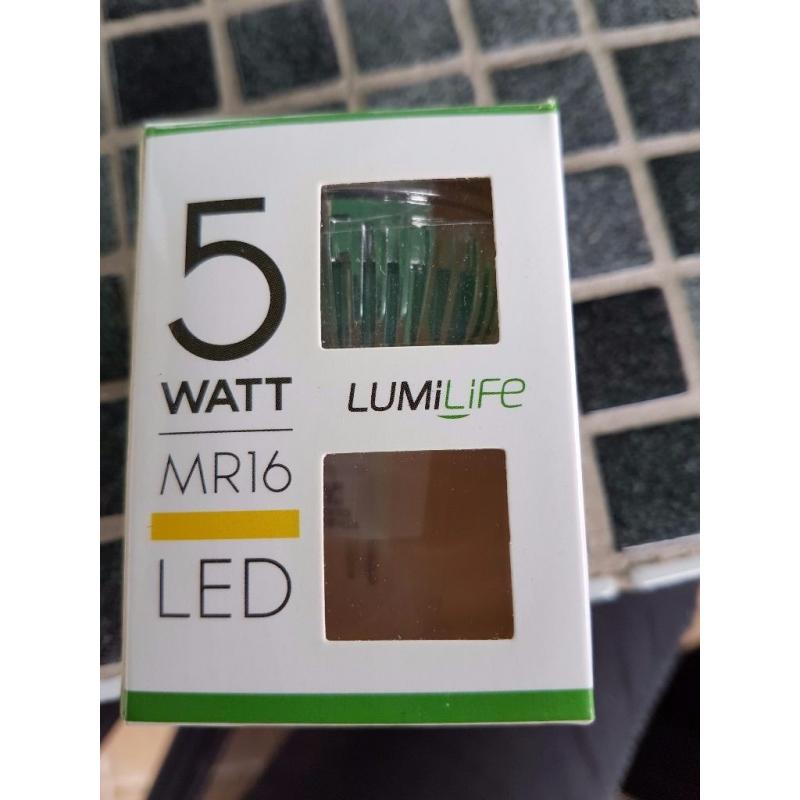 13 x 5watt lumifree LED lights
