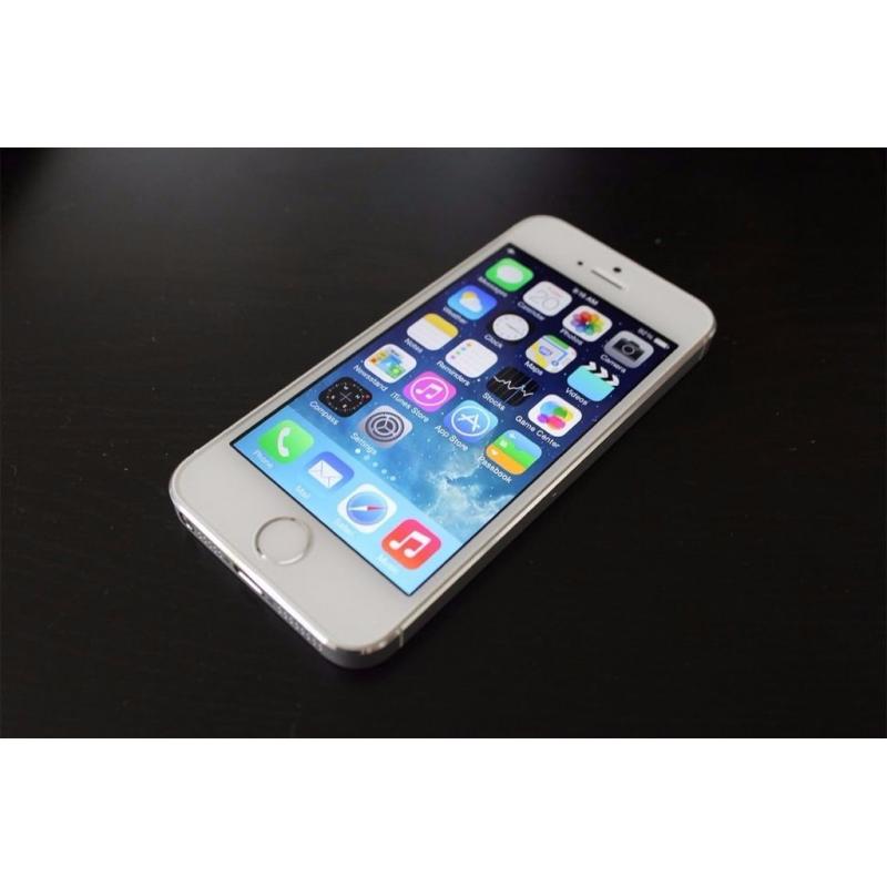 iPhone 5S - Unlocked - Very Good Condition