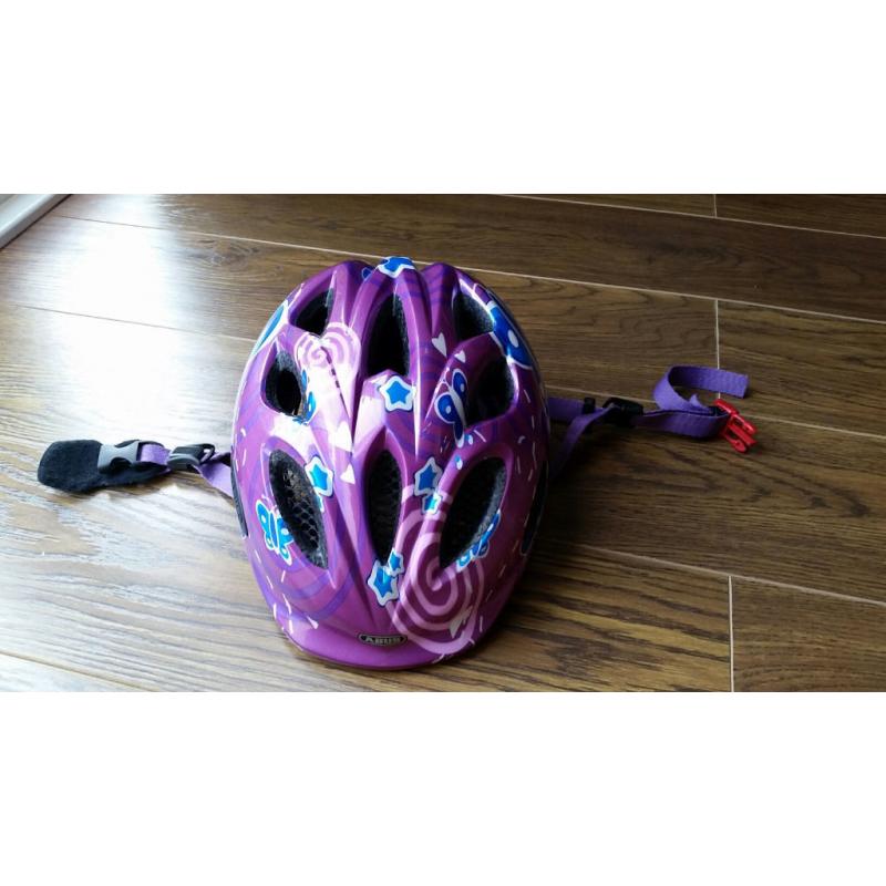Abus kids bike helmet size 45-50cm very good condition