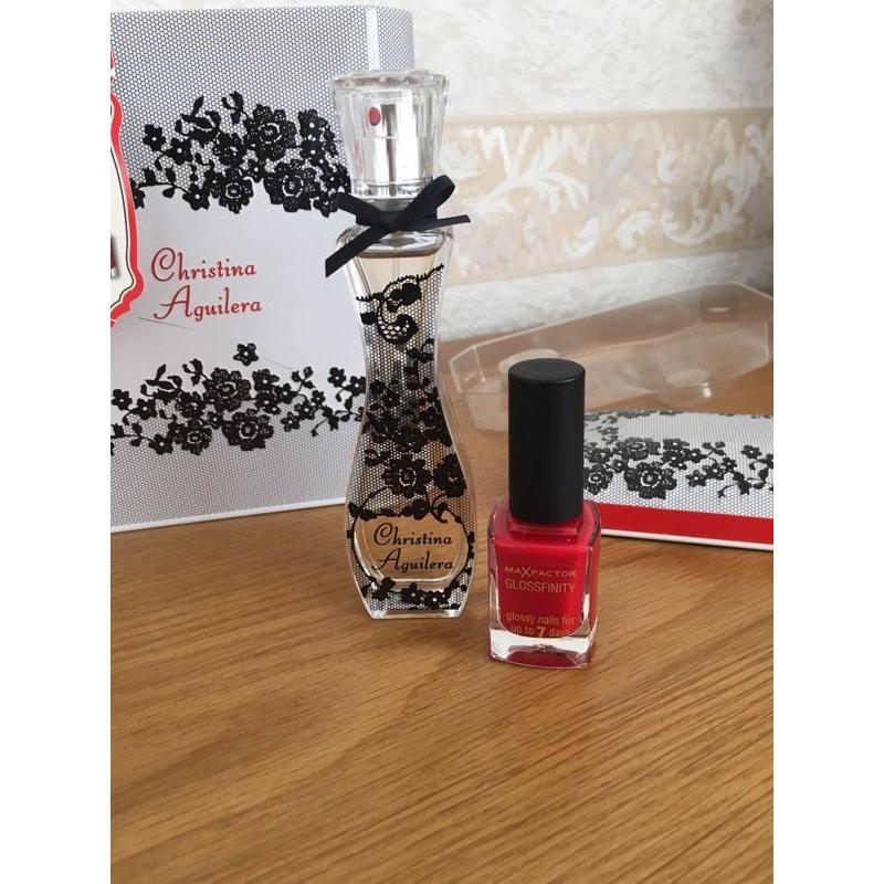 New Christina Aguilera perfume set