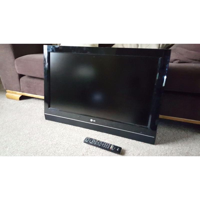 Lg 32 inch tv with free view