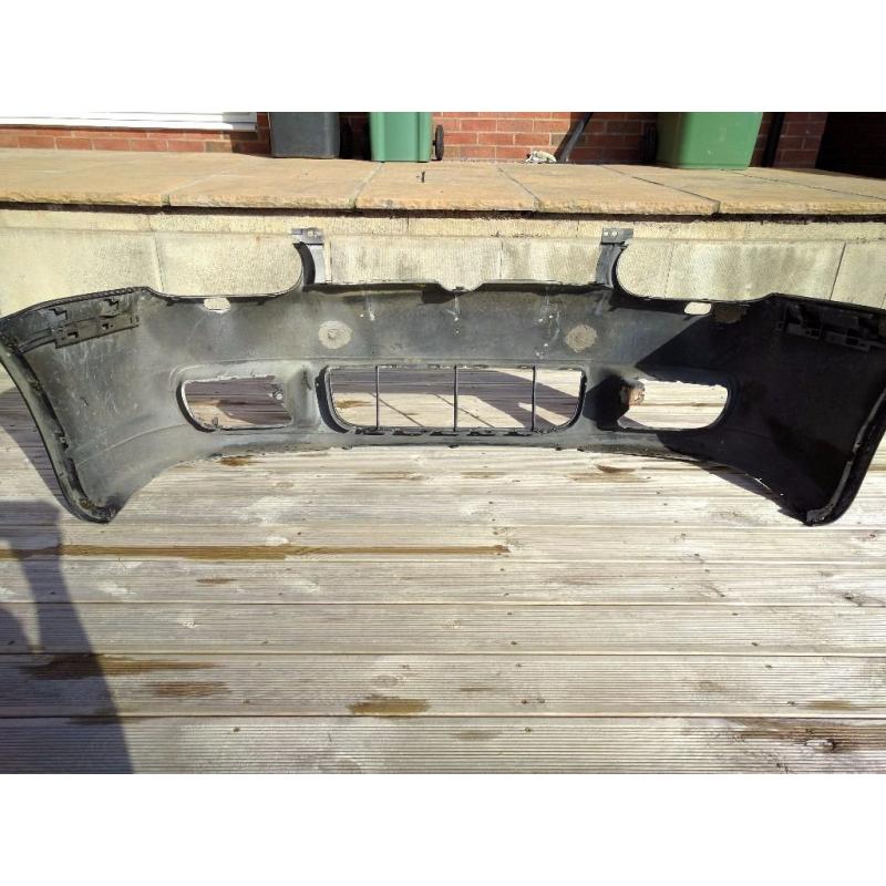 *Genuine* VW R32 Front Bumper - Volkswagen Golf mk4 - Diamond Black (LC9Z)
