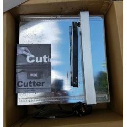 Tile cutter