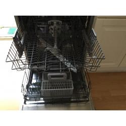 WHIRLPOOL ADG 7800/1 Full -size Integrated Dishwasher in perfect order