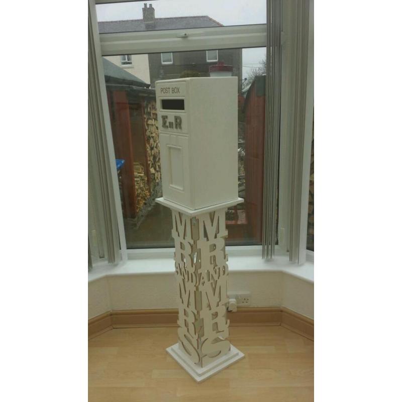Giant Love Letters 30" with Post box and Pedestal ( hire only )