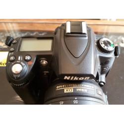 NIKON D90