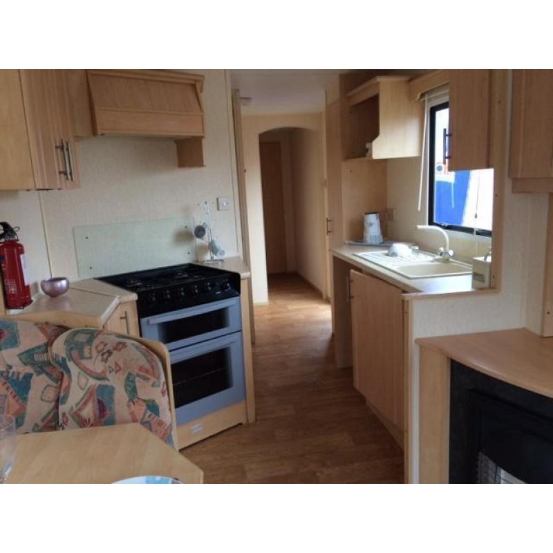 Static Caravan Nr Clacton-on-Sea Essex 3 Bedrooms 8 Berth ABI Arizona 2003