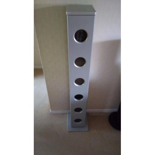 CD rack holding 80cds, wood painted silver/grey