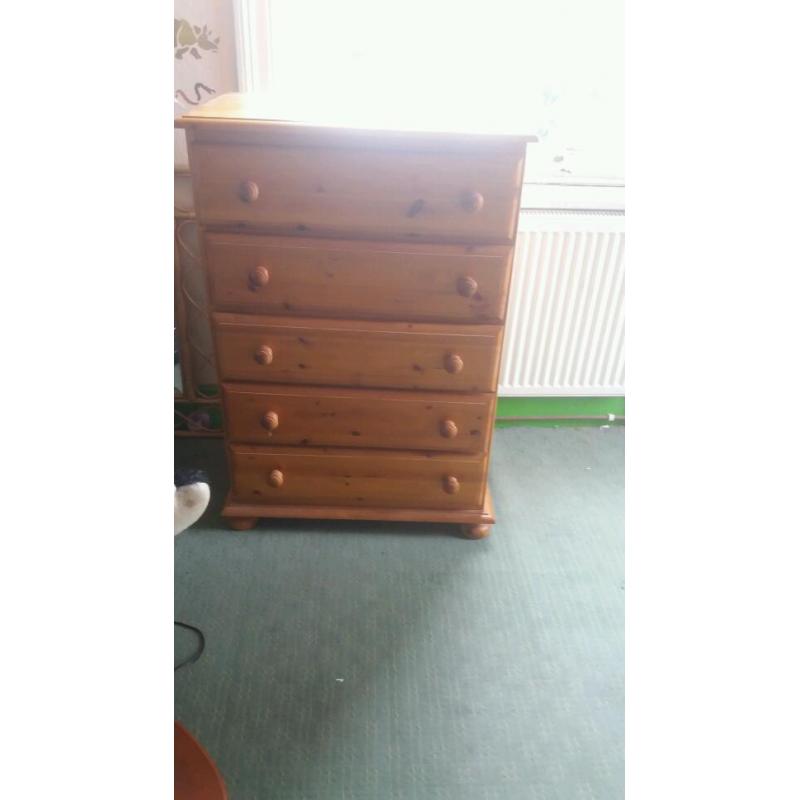 Pine chest of draws
