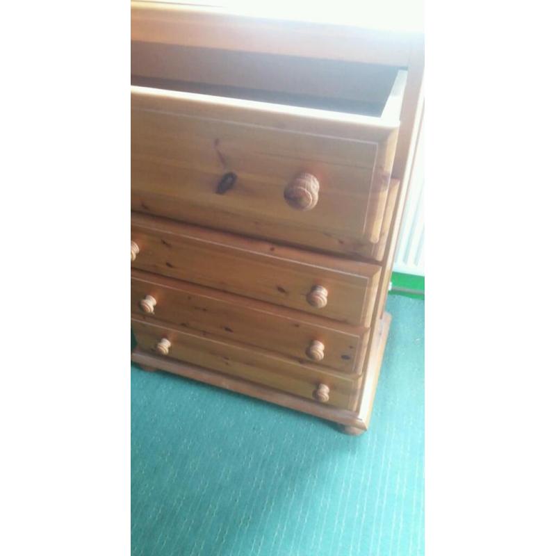 Pine chest of draws