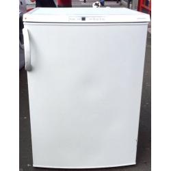 //(%)\ JOHN LEWIS UNDER COUNTER FREEZER INCLUDES 6 MONTHS GUARANTEE