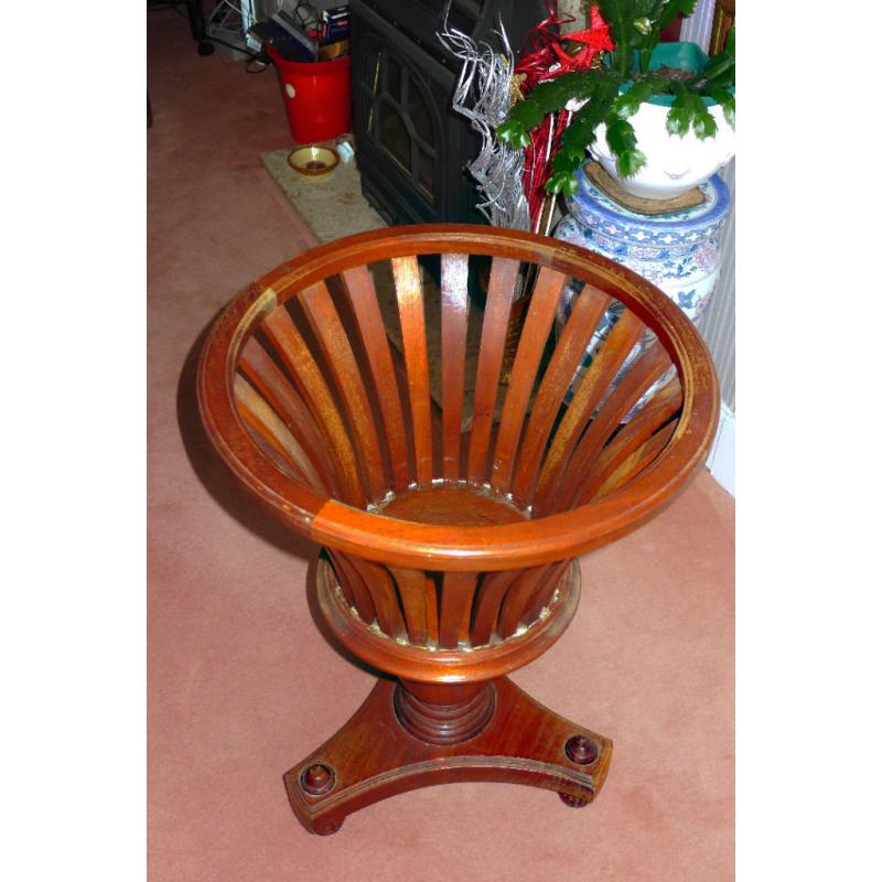 Very Nice solid wooden Jardiniere