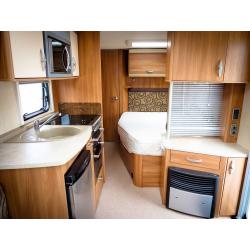 (Ref: 698) 2011 Swift Challenger 570 SR 4 Berth Fixed Bed!