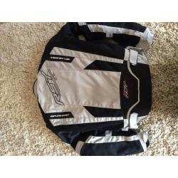 RST Venilator IV pro series MEDIUM jacket including waterproof and thermal layers