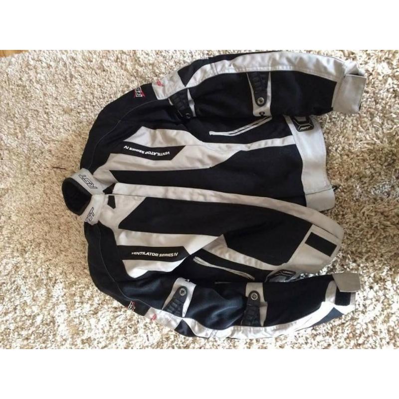 RST Venilator IV pro series MEDIUM jacket including waterproof and thermal layers