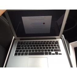 Mac Book Air 13inch A1466